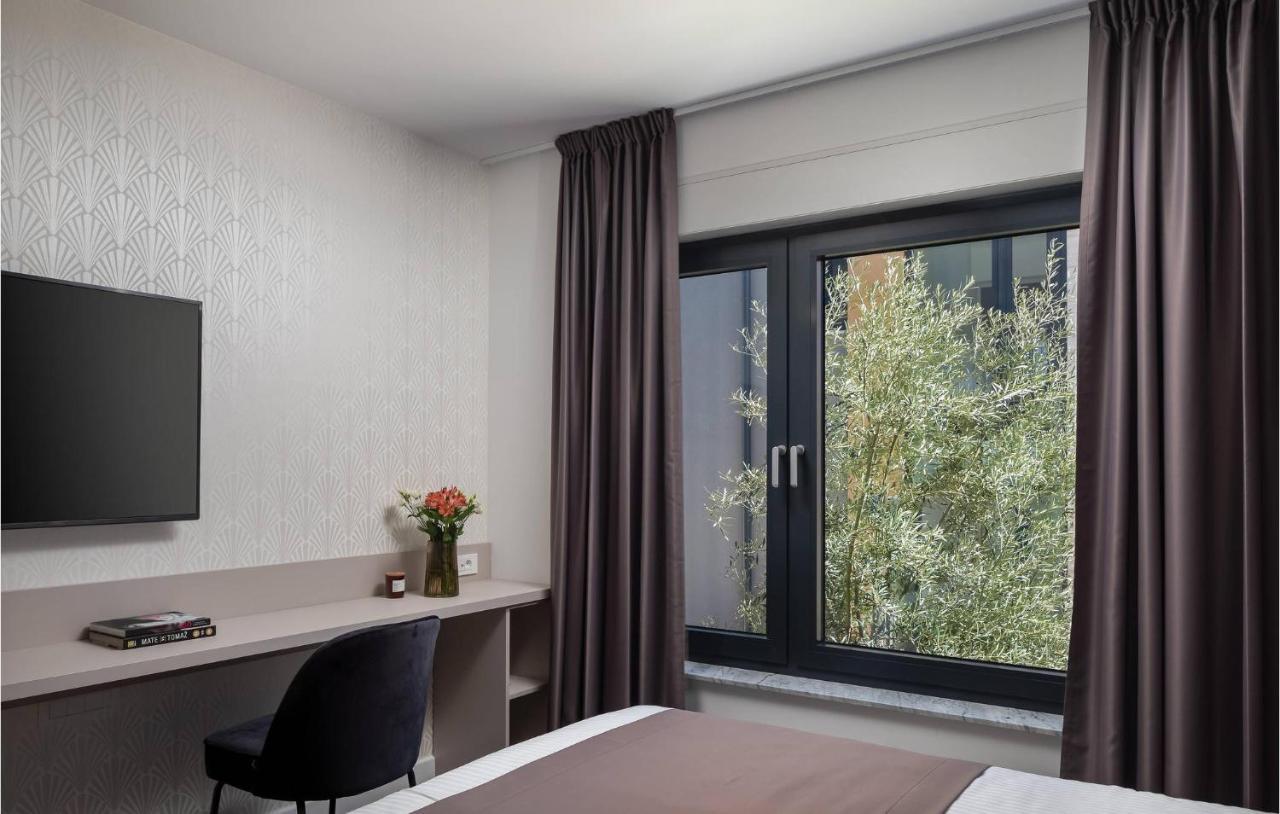 Pet Friendly Home In Zidarici With House Sea View 반타치치 외부 사진